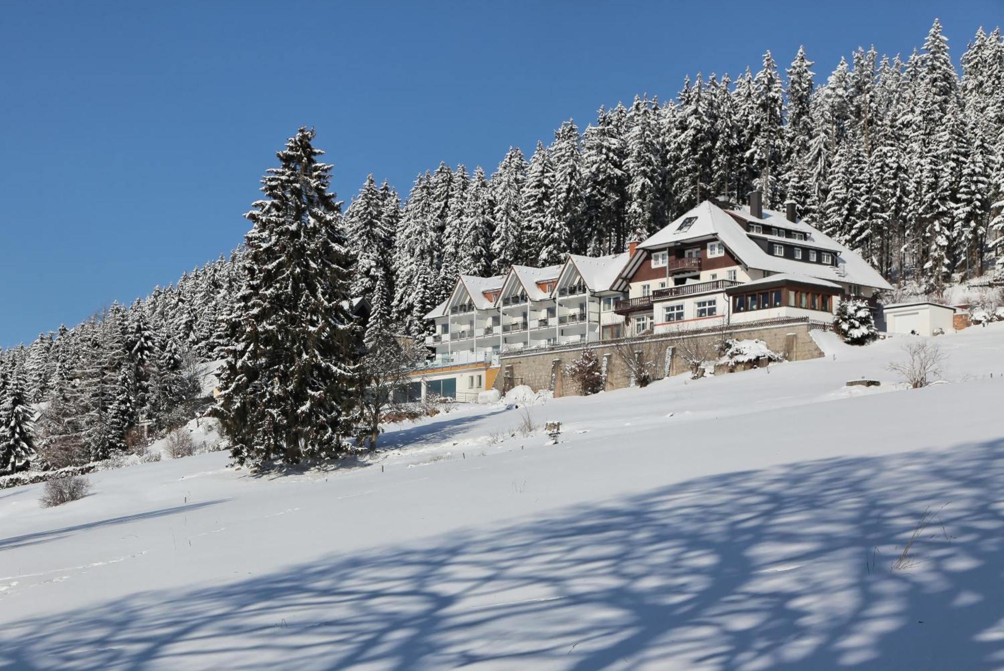 Jufa Hotel Schwarzwald Lenzkirch Exteriér fotografie